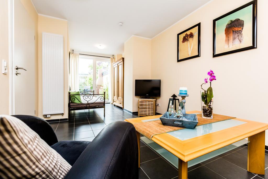 Design Apartment In Koeln Mit Terrasse Екстер'єр фото